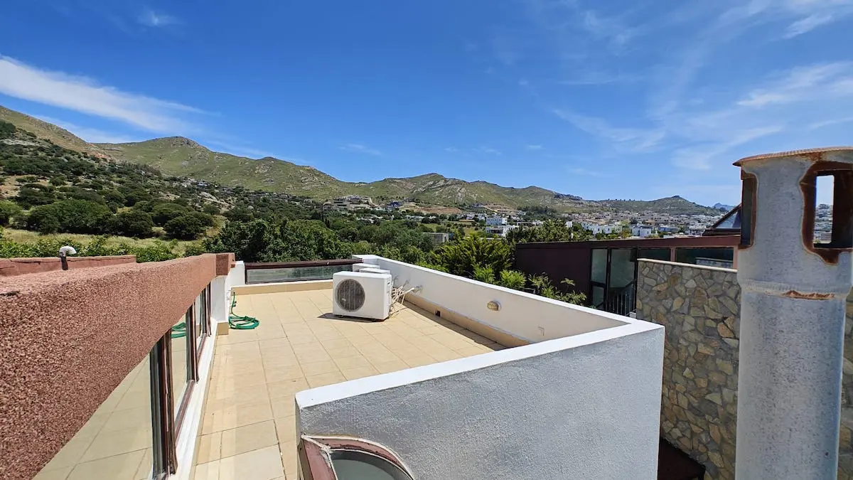 Roof terrace